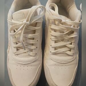 Classic Reebok Women's Leopard Print Low Top Sneakers Soft Beige